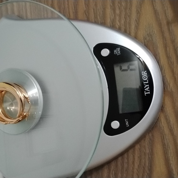 Bronzo Italia Rose Tone Hoop Earrings - Picture 6 of 6